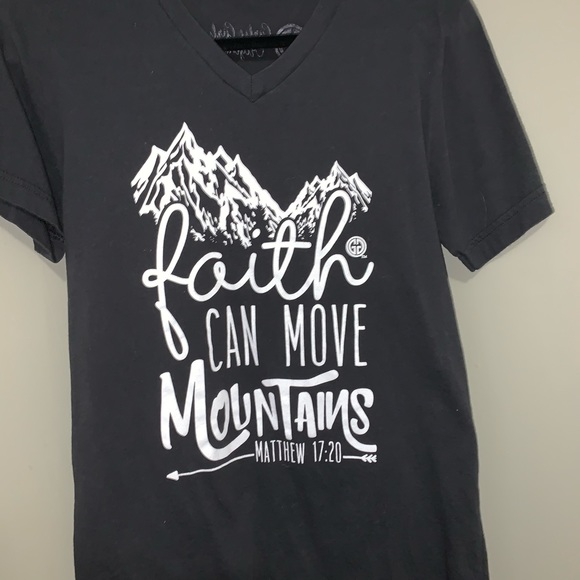 Girlie girl originals V neck T-shirt - Picture 1 of 2